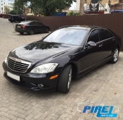 MERCEDES-BENZ W221