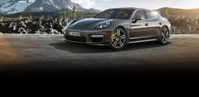 PORSCHE Panamera 4S