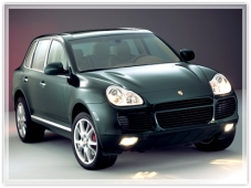 PORSCHE CAYENNE GTS