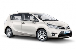 TOYOTA VERSO